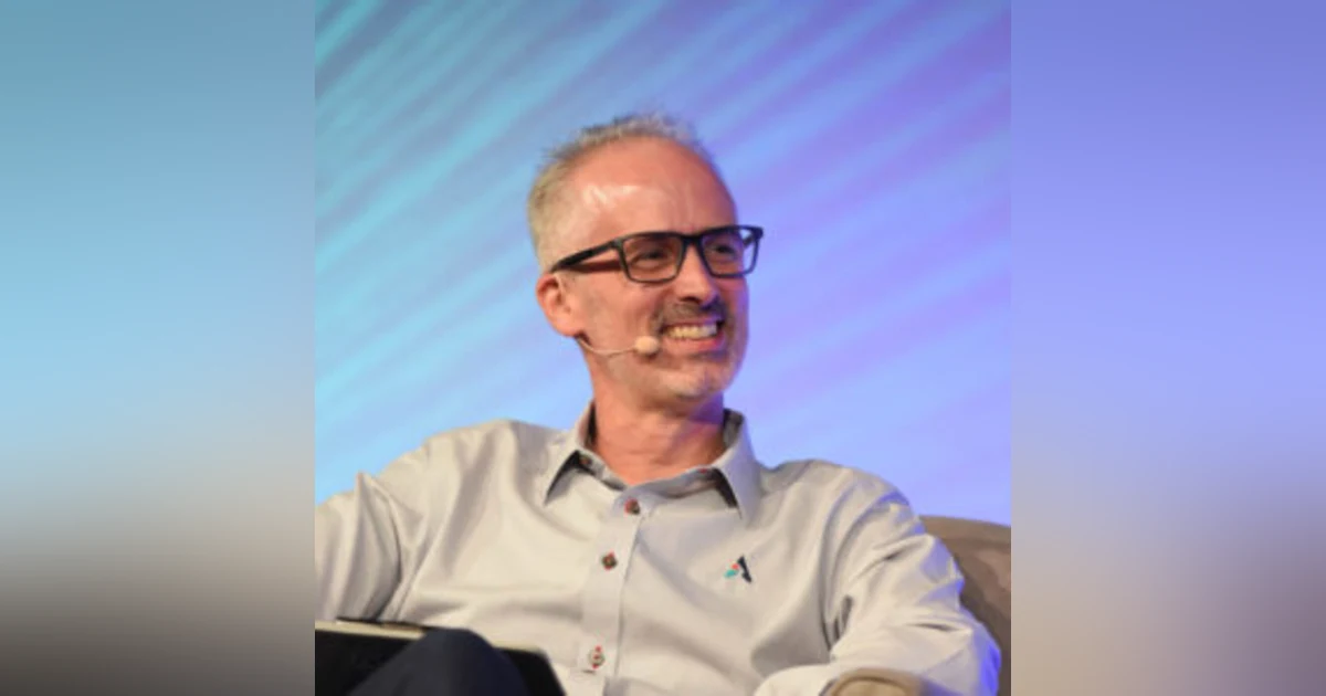 What's Going In Travel Right Now Plus Arival Updates & More Featuring Douglas Quinby - Episode #33