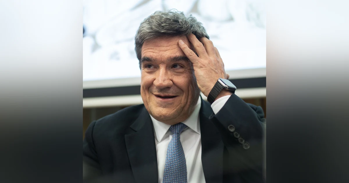 Prensa económica: Sueldazos y enchufismo en la era Escrivá