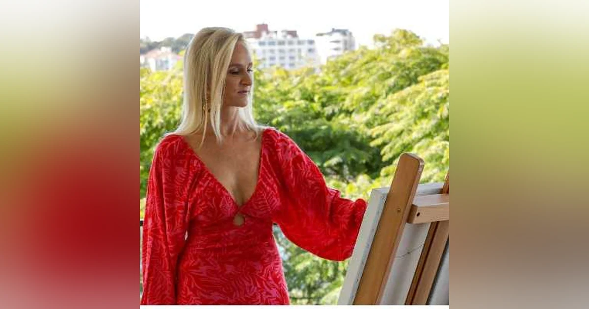Healing Through Art: Elizabeth Jane's Journey from Heartbreak to Empowerment