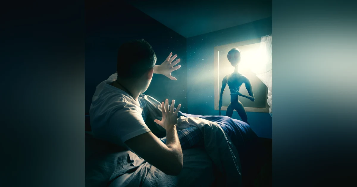 S6:  When The Aliens Come: What To Do When You’ve Been Abducted