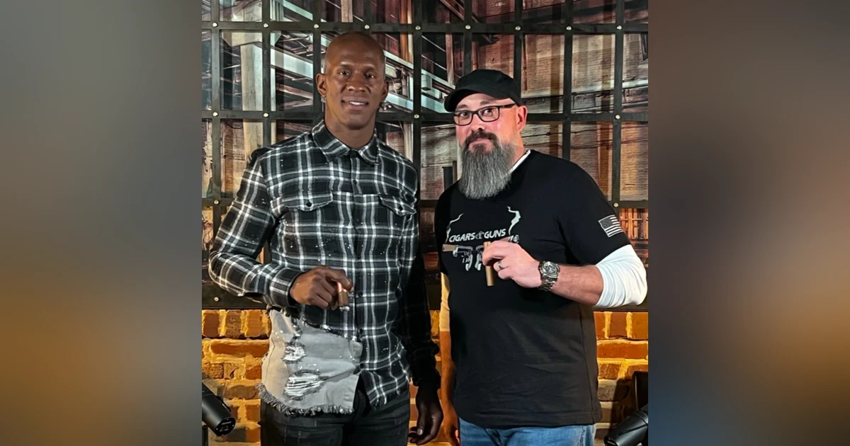 Season 2 - Episode #3 - KEN HAMLIN - The Arrival Cigars - Dallas Cowboys