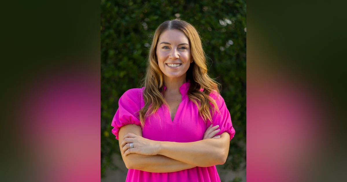 EP 226: TREASURE HUNTING, TASTE & TURNING TRENDS INTO PROFITS WITH STEPHANIE BERINGHELE
