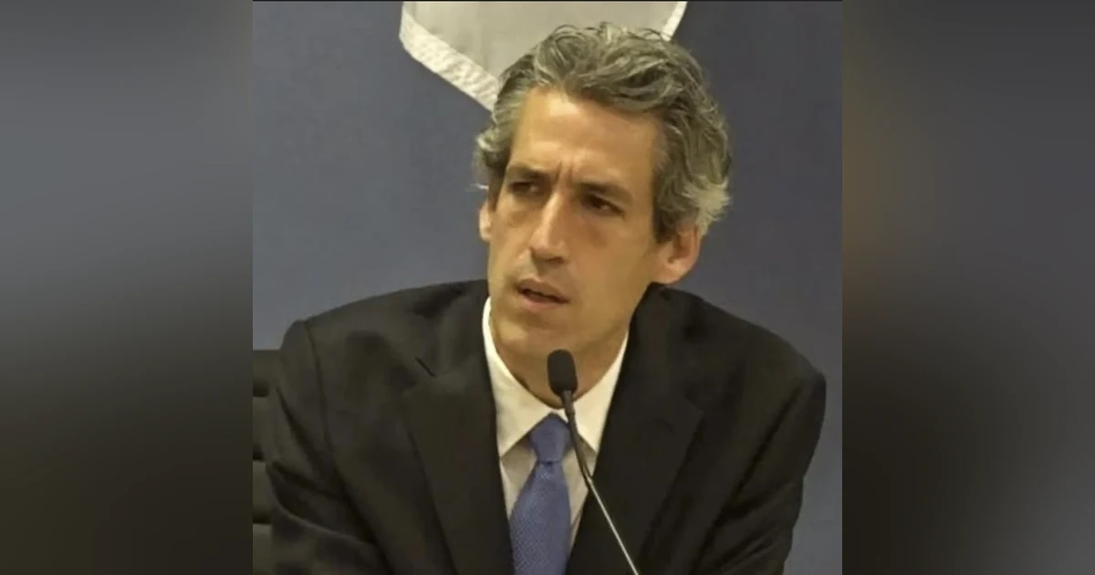 Mayor Daniel Biss--The Dog Barks