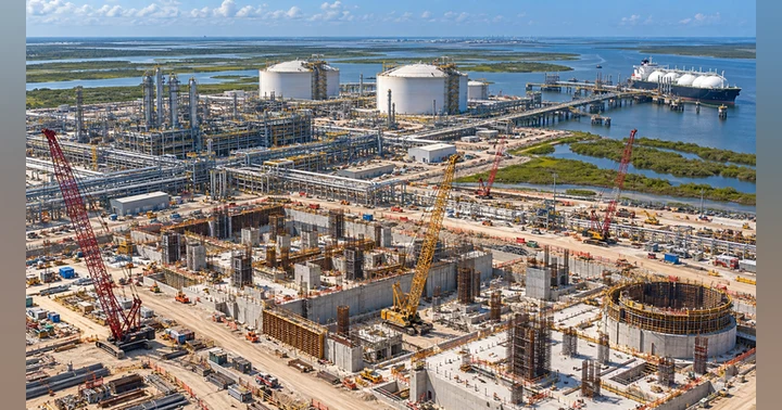 image for How Did America Become the World's Largest LNG Exporter?