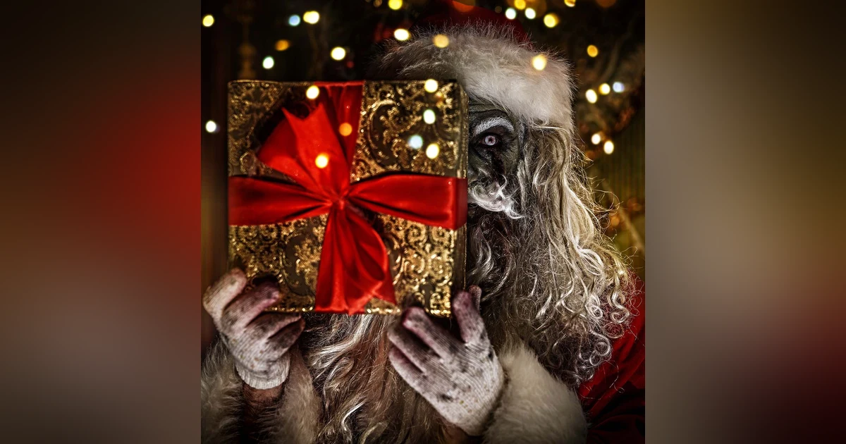7 Christmas Horror Stories to Chill You!