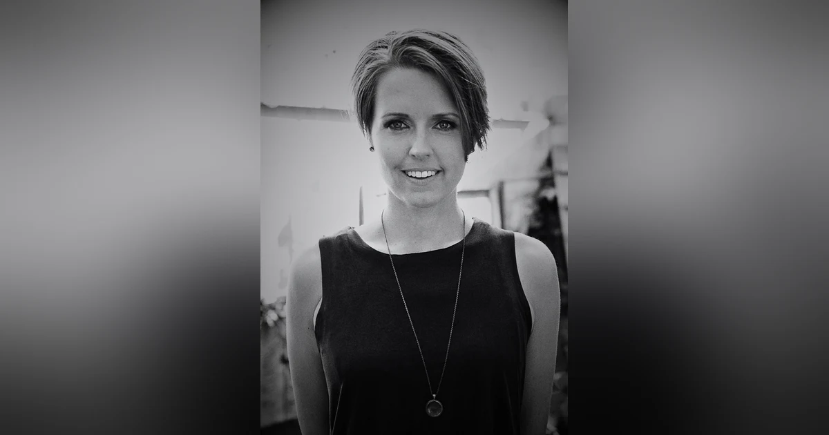 Creating Great Art and Taking Care of Your Fans w/ Emily White