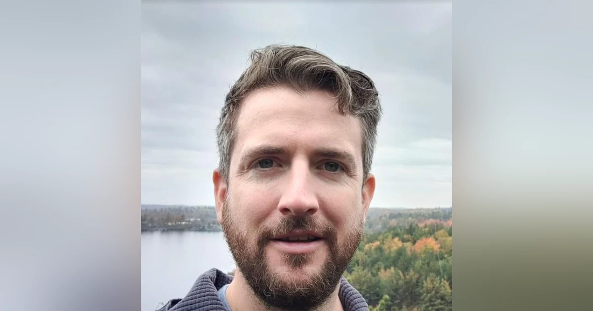 Digital vs. Physical Photo Sales Featuring Co-founder & CEO Neal Belovay from PicThrive - Episode #55