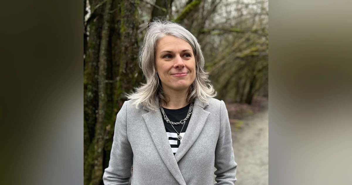 A WRITER'S LIFE  ERIN STEELE