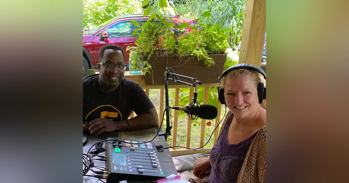 Positively Mondays with Lisa Z and JT Positive - Jonathan Thompson