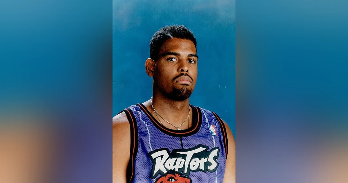 Acie Earl, Original Toronto Raptor