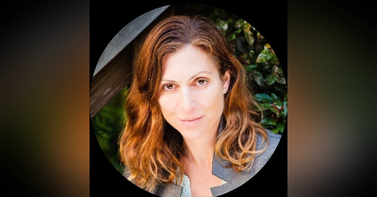 Ambitious Like a Mother: Why prioritizing your career is good for your kids. Talking with Lara Bazelon.