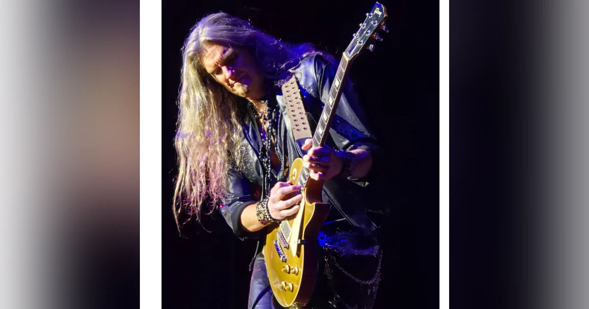 Joel Hoekstra Interview (Guitarist of Whitesnake/TSO/Cher)