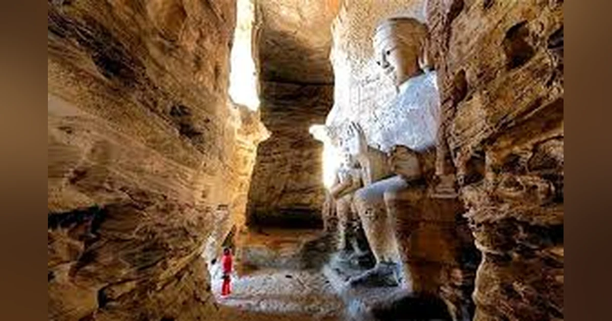 #16 (OF 457) BEST OF 1001     KINCAID'S CAVE- EGYPTIAN RUINS IN THE GRAND CANYON?
