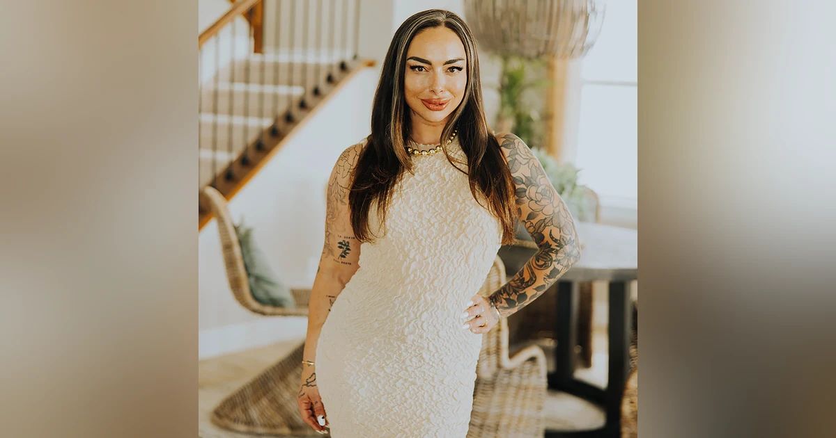 The Extreme Athlete’s Guide to Navigating Pain, Gratitude, and Relational Business Success with Athena Brownson