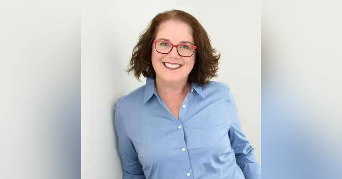 Steamy Transformations: Christina Braver's Journey from Therapist to Romance Author