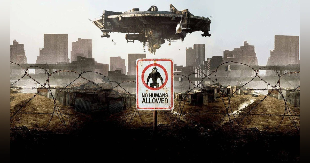 District 9 (with Lindsey Kinsella)