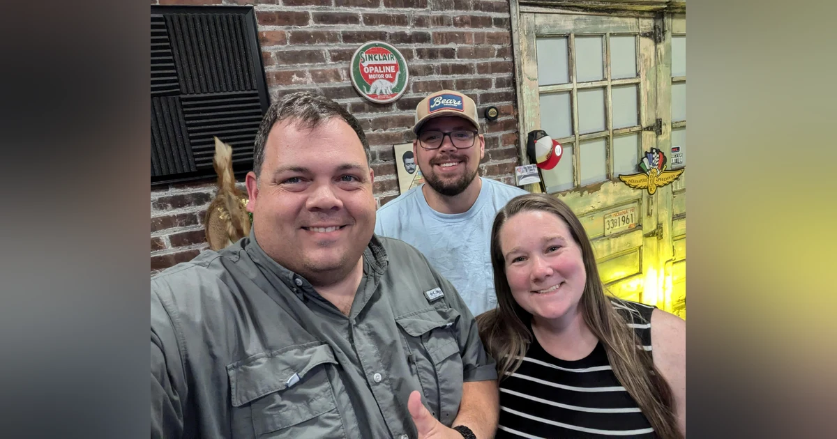 363: Slow News Day? FBI Raids an IndyCar team; NFL dominates ratings