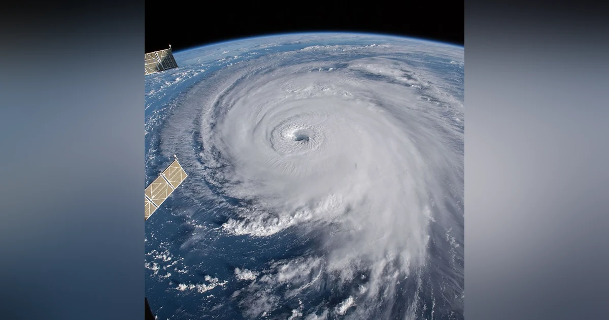 Recovering From Hurricane Ian Featuring Kevin Nobis & Stefan Kuenzel - Episode #103