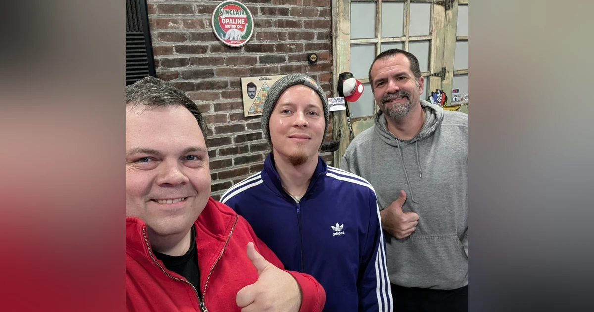 374: Cat rescued from a tree, NFL vs NCAA, Christmas Traditions