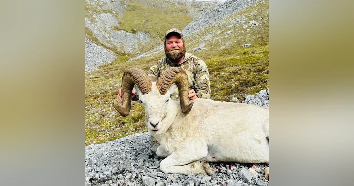 186. Hunting, Dick Bones, and Don Trump Jr. with Adam Grenda