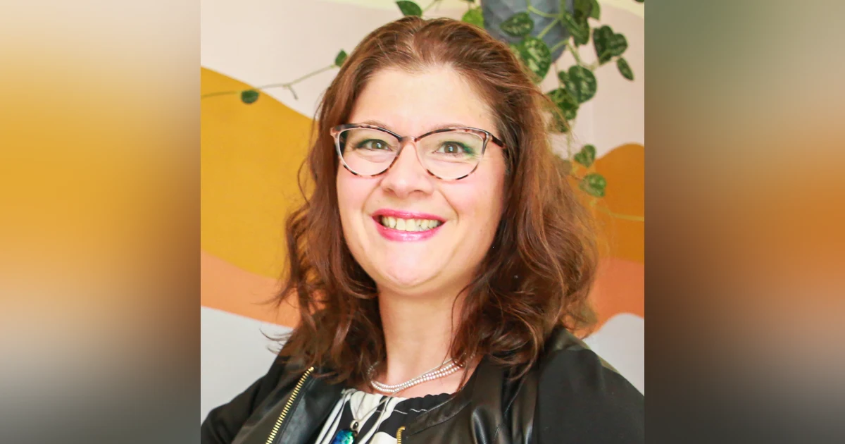 Master Public Speaking: Essential Strategies for Entrepreneurs with Jenn Espinosa Goswami