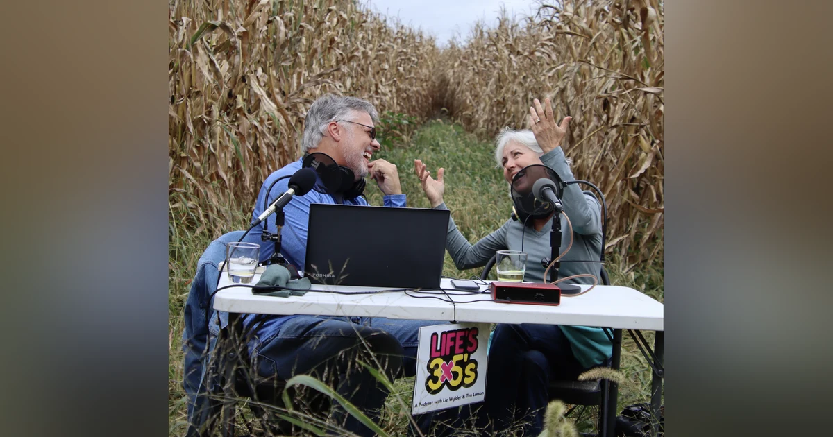 S1 E1 Two Colonels in a Cornfield, Roscoe, Illinois