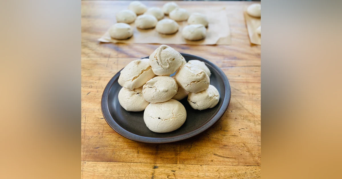 Meringue Chocolate Chip Cookies