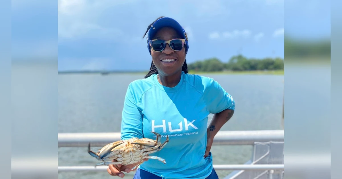 EP. 305 Exploring the Charms of Crabbing in Charleston: A Transformative Journey on the Water