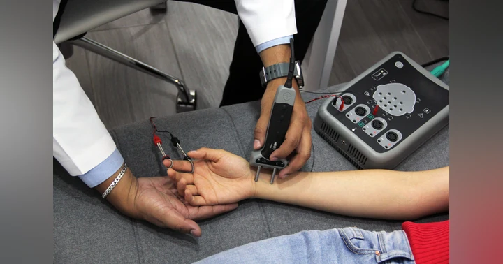 image for Understanding Peripheral Neuropathy: Insights from Dr. Jessica Hafner