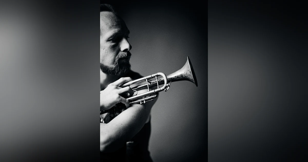 Balancing Power and Vulnerability  As a Performing Artist w/ Johannes Stange
