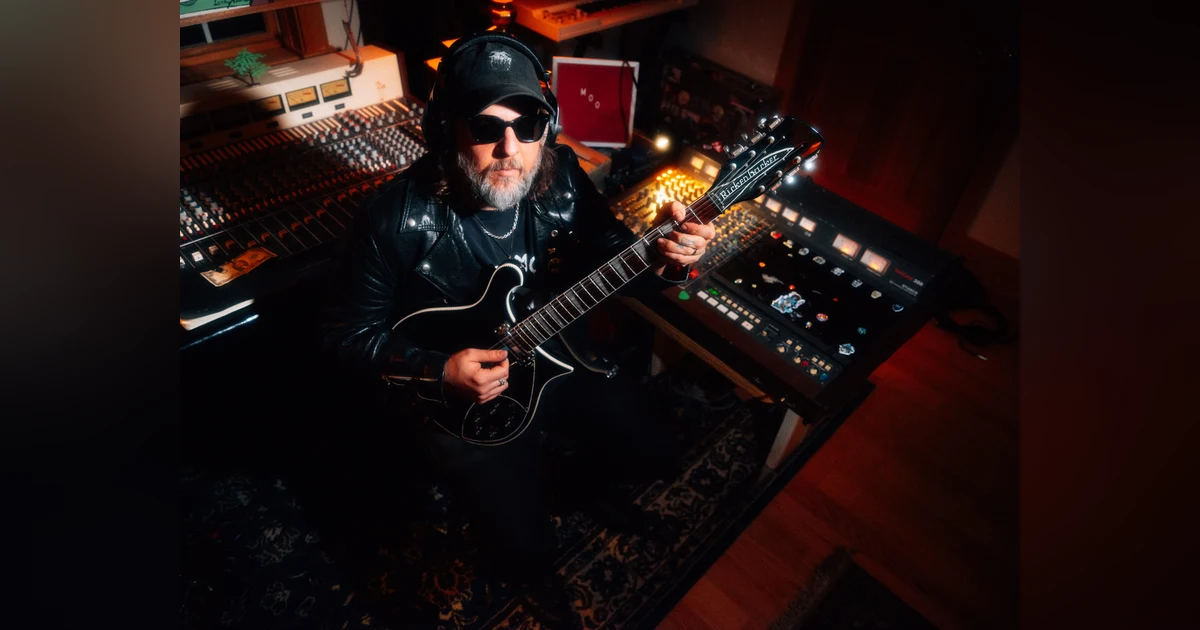 King Tuff (Kyle Thomas)
