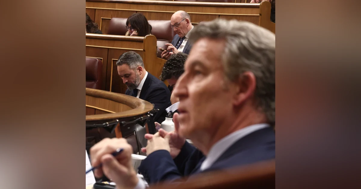 Federico a las 7: Feijóo y Abascal auguran a Sánchez un futuro en el banquillo