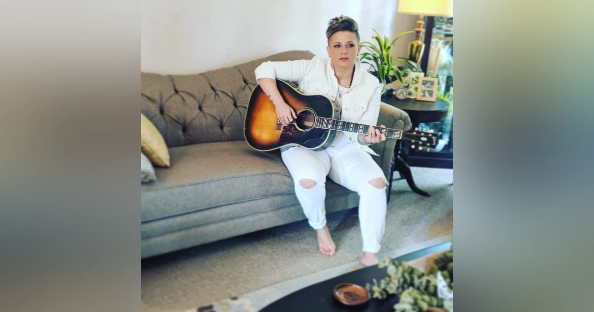 Debra Lynn Rodriguez live from the Oakhouse