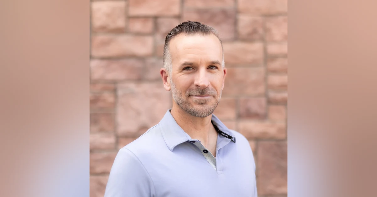 Transforming Fear into an Ally for Growth w/ Adam Hill EP 54
