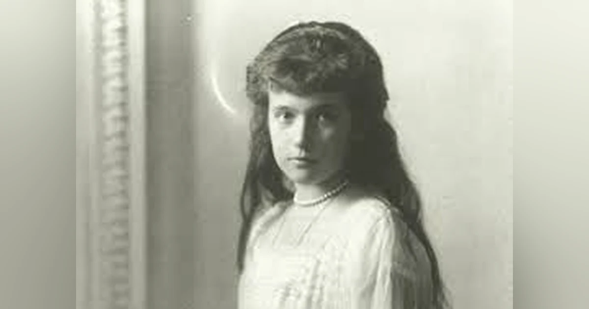 THE TRUE STORY OF ANASTASIA (PT 1) : THE FALL OF RUSSIA AND THE ROMANOVS