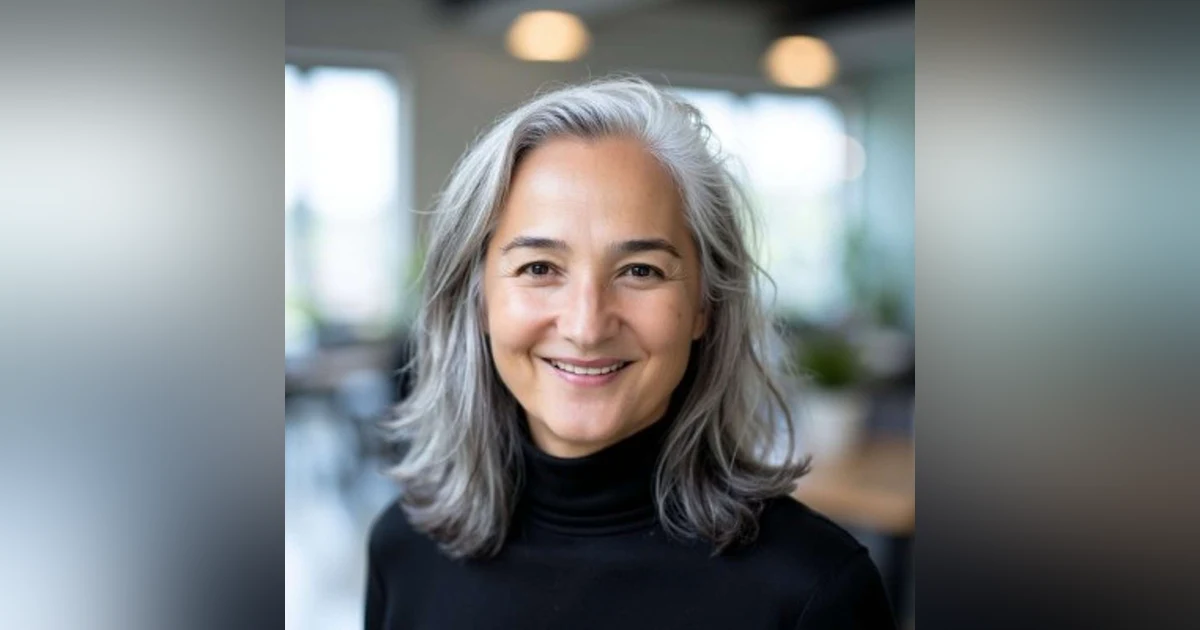 "Collective Effervescence" Is the Point of Hospitality - Susie Arnett