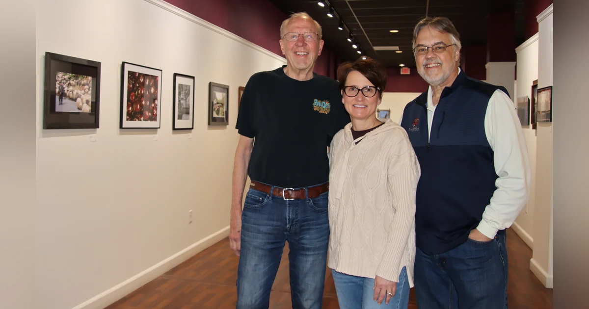 S1 E89  JERRY SVEUM & DAWN STADELMAN - Beloit Art Center
