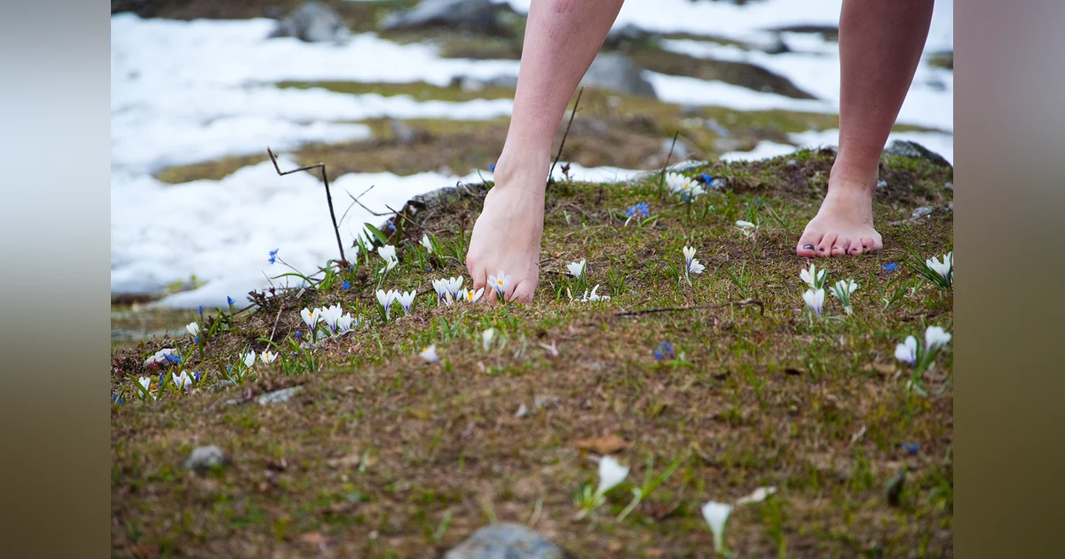 Episode 35: Barefoot In The Cold