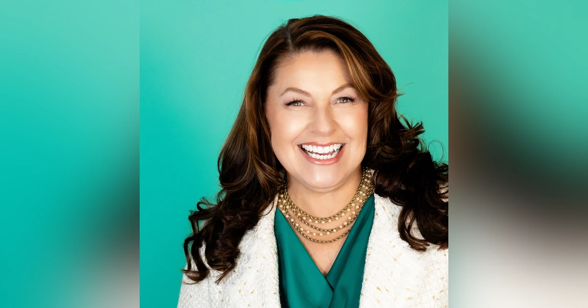 Speak the F*ck Up: Why the World Needs Your Voice Now More Than Ever with Sloane Reali
