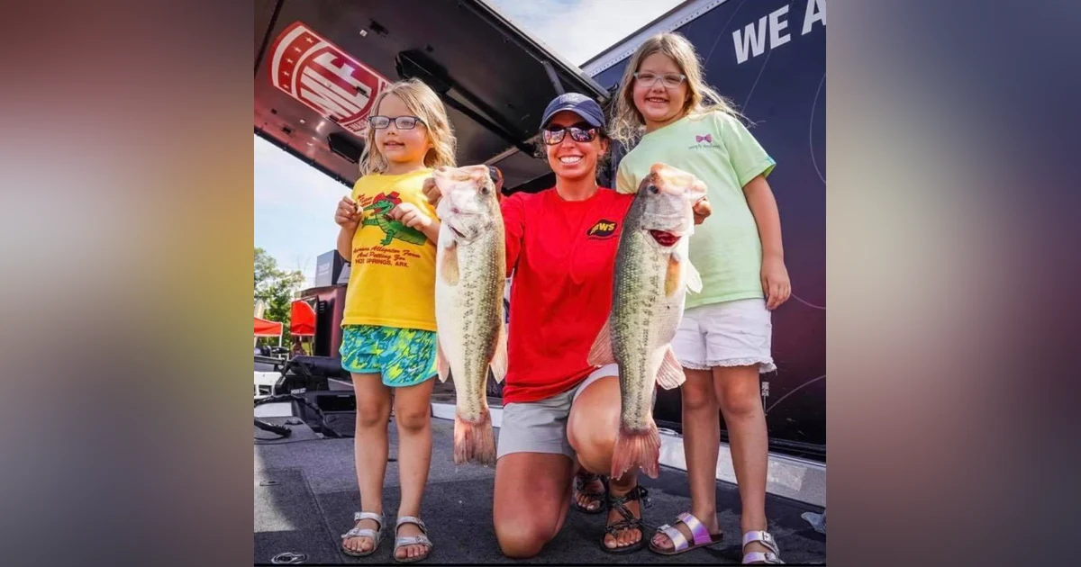 EP. 204 From Tournament Fishing at the Age of 7 To Passing on the Passion to Her Daughters - Melinda Mize
