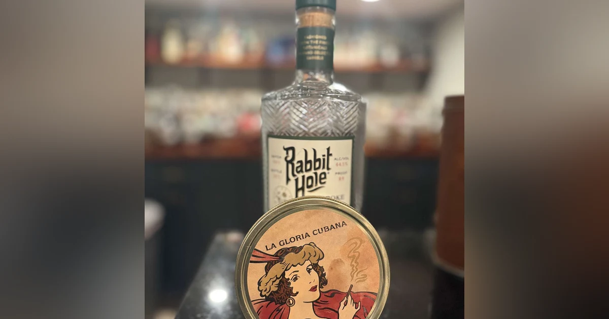 Christmas Past with Rabbit Hole gin and La Gloria Cubana by STG