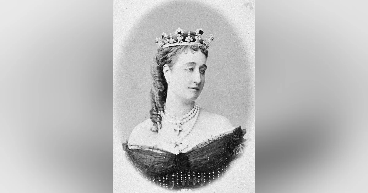 France's Last Empress with Petie Kladstrup & Evelyne Resnick