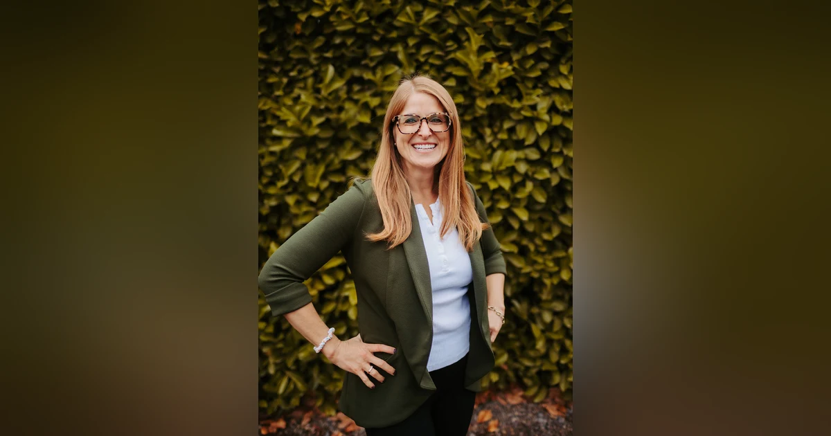 The Power of Community in Recruiting with Krista Tan