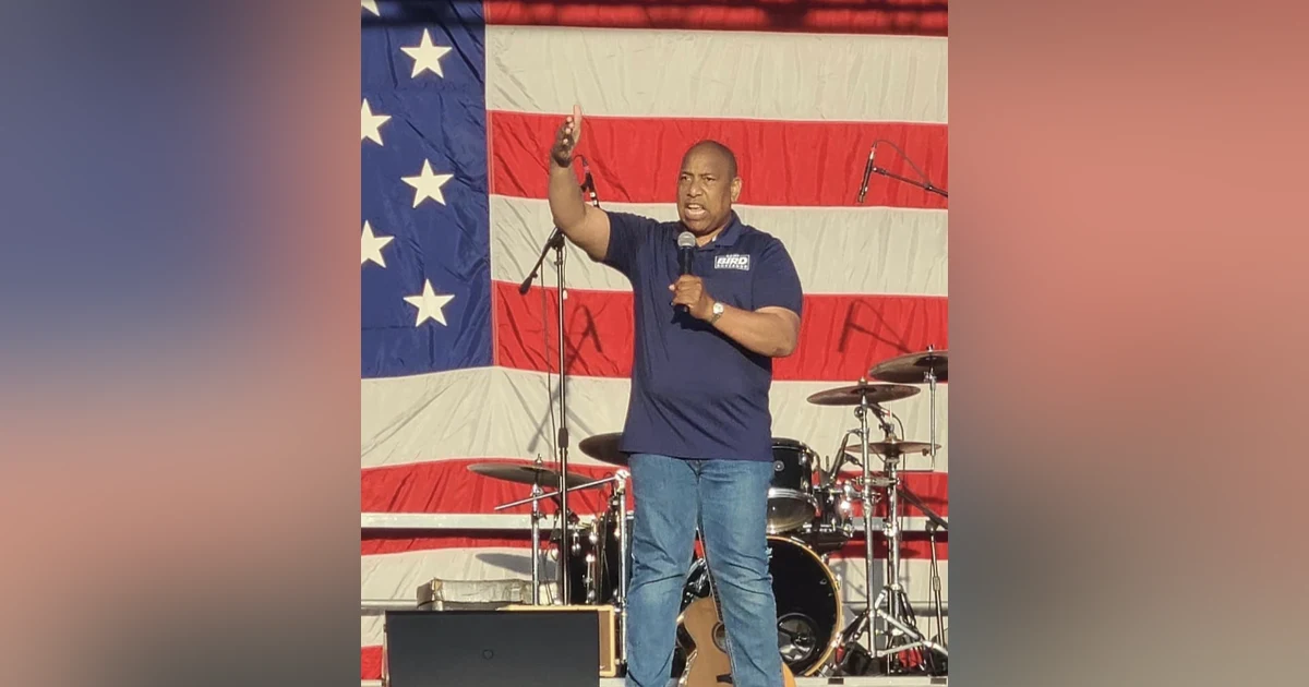 167. Giving Olympia The Bird with Semi Bird, Candidate for Governor of Washington