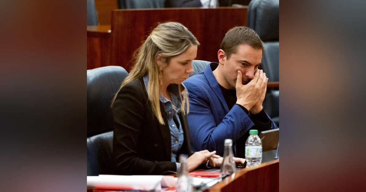 Tertulia de Dieter: El chat de Lobato con el director del Gabinete del PSOE en la Asamblea de Madrid