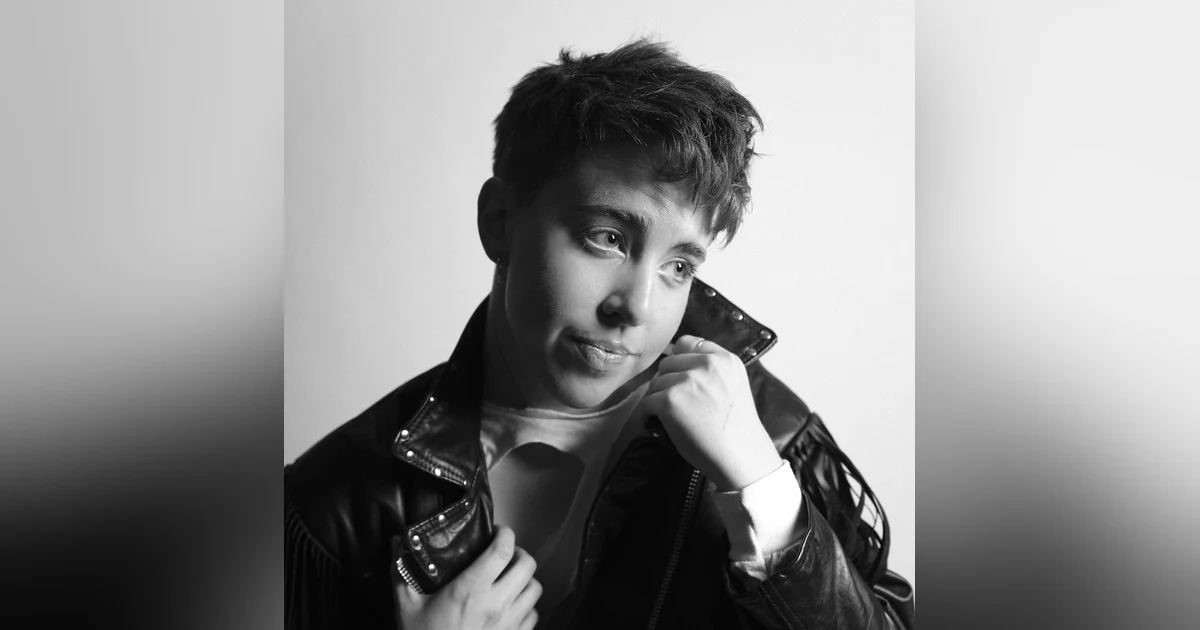 45. Surviving As A Working Class Artist with Russell Louder