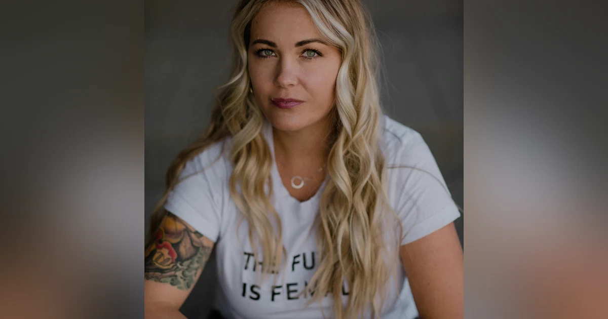 How Sex Traffickers Groom Victims with Alexandra Stevenson aka The Laughing Survivor