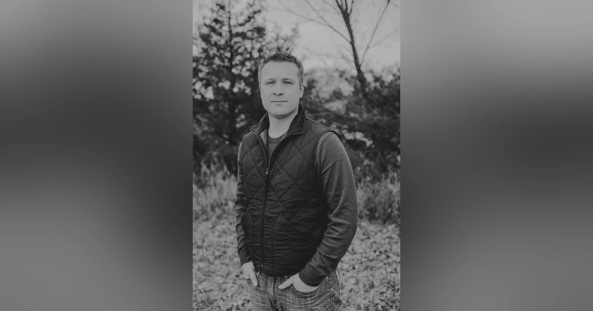 Episode #324: Adam Stolzer