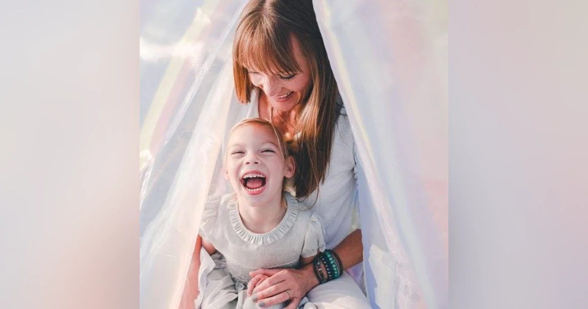 Teal Interviews Jen with Noelle Deane