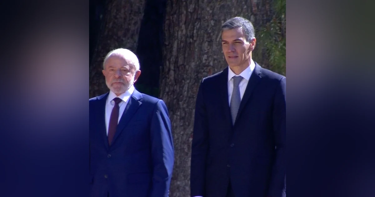 Tertulia de Herrero: Sánchez amenaza con "recurrir con toda la fuerza del Estado" contra el pacto en Extremadura